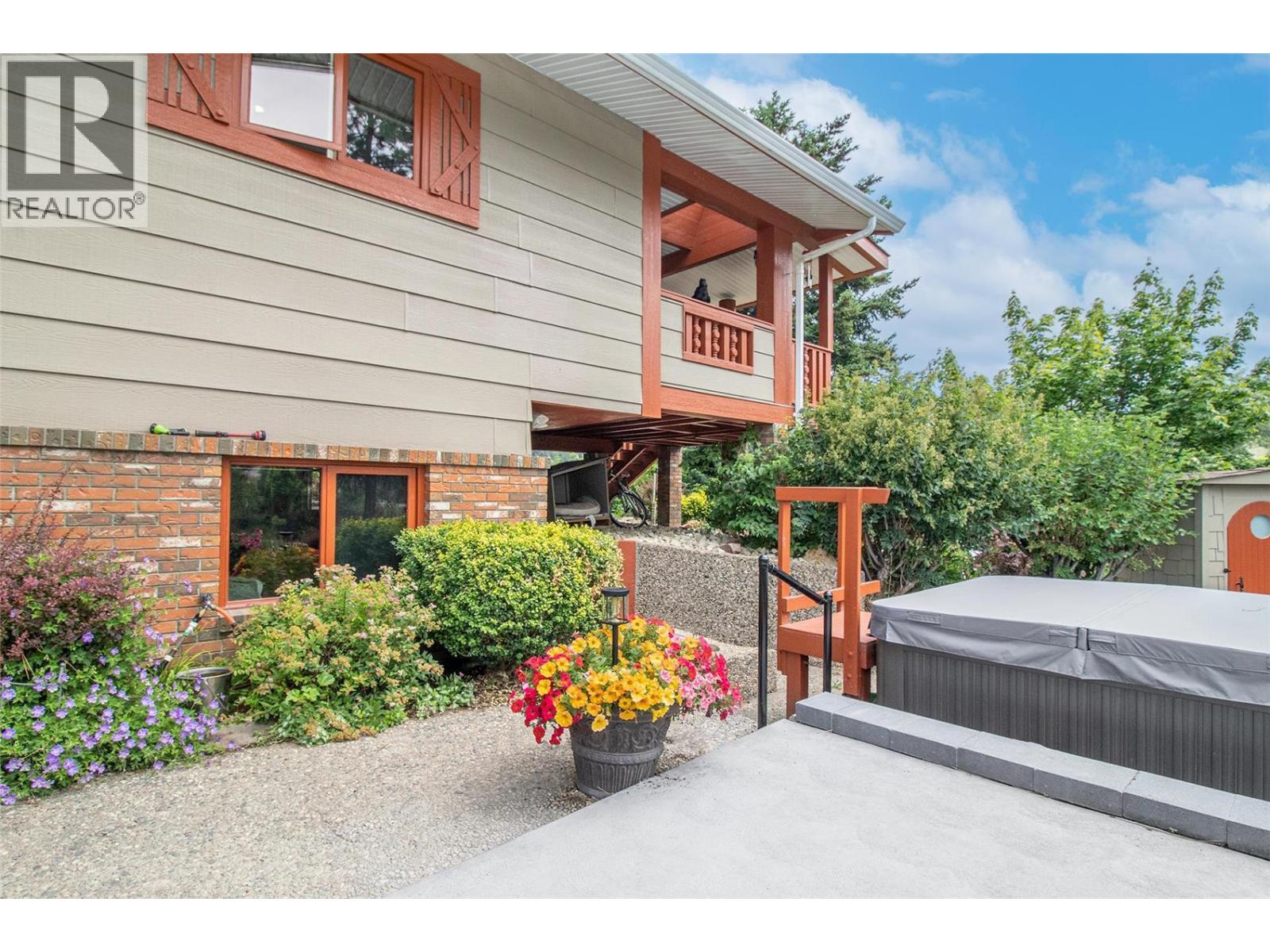  1542 Belgo Road, Kelowna