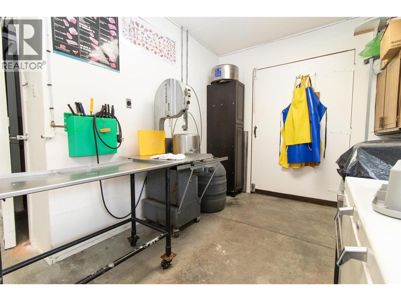  1542 Belgo Road, Kelowna