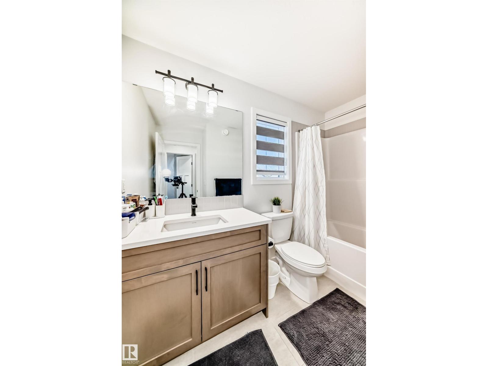3569 Erlanger Link NW - 54