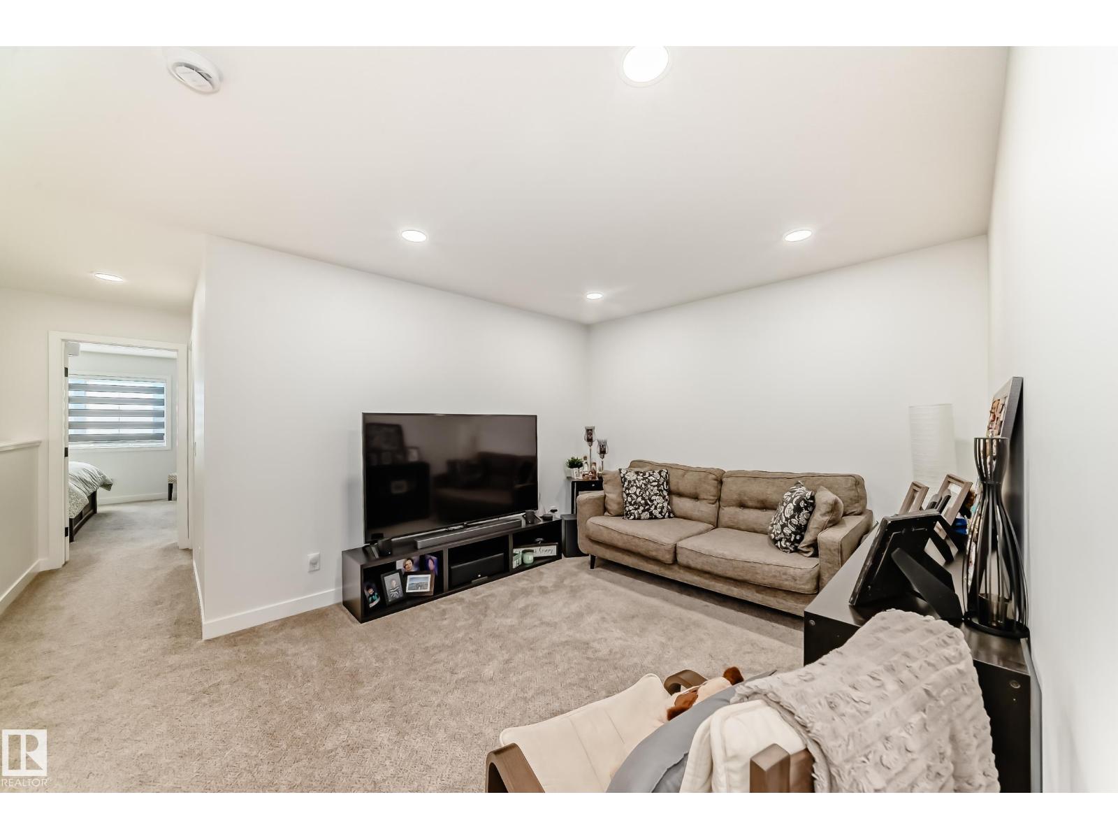 3569 Erlanger Link NW - 56