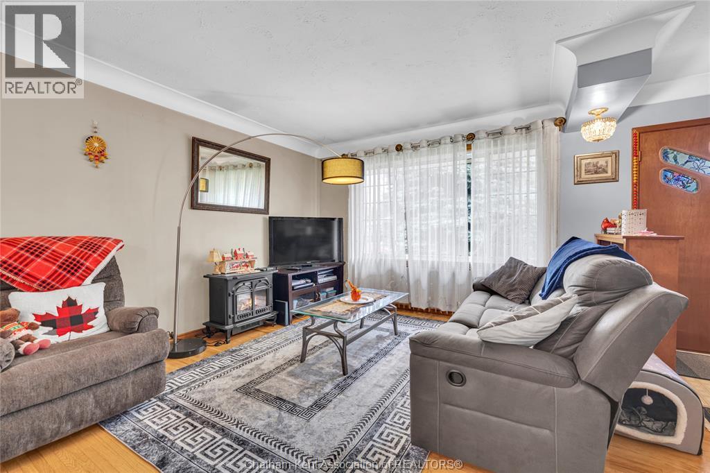 20 ROMNEY ROAD - 27