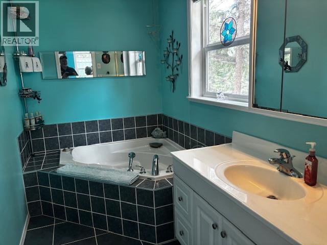 2297 Loon Lake Road, Loon Lake