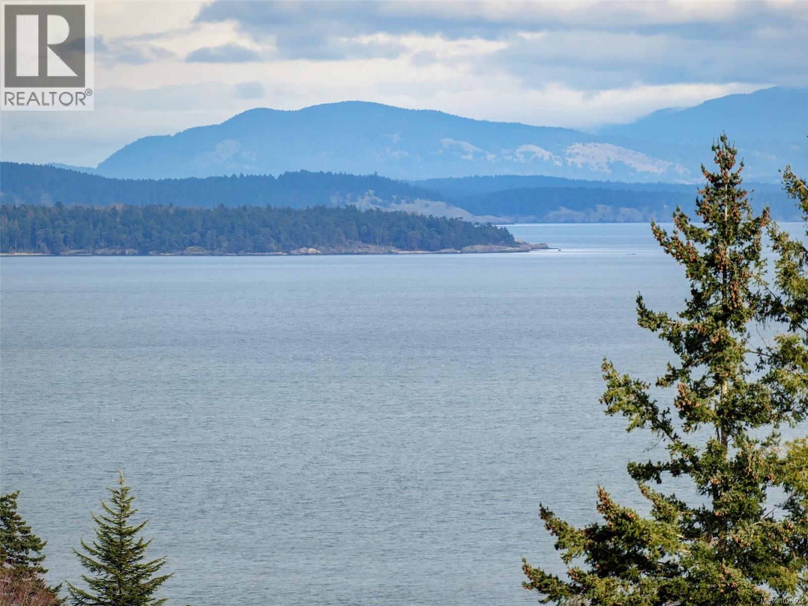 604 5332 Sayward Hill Cres, Saanich