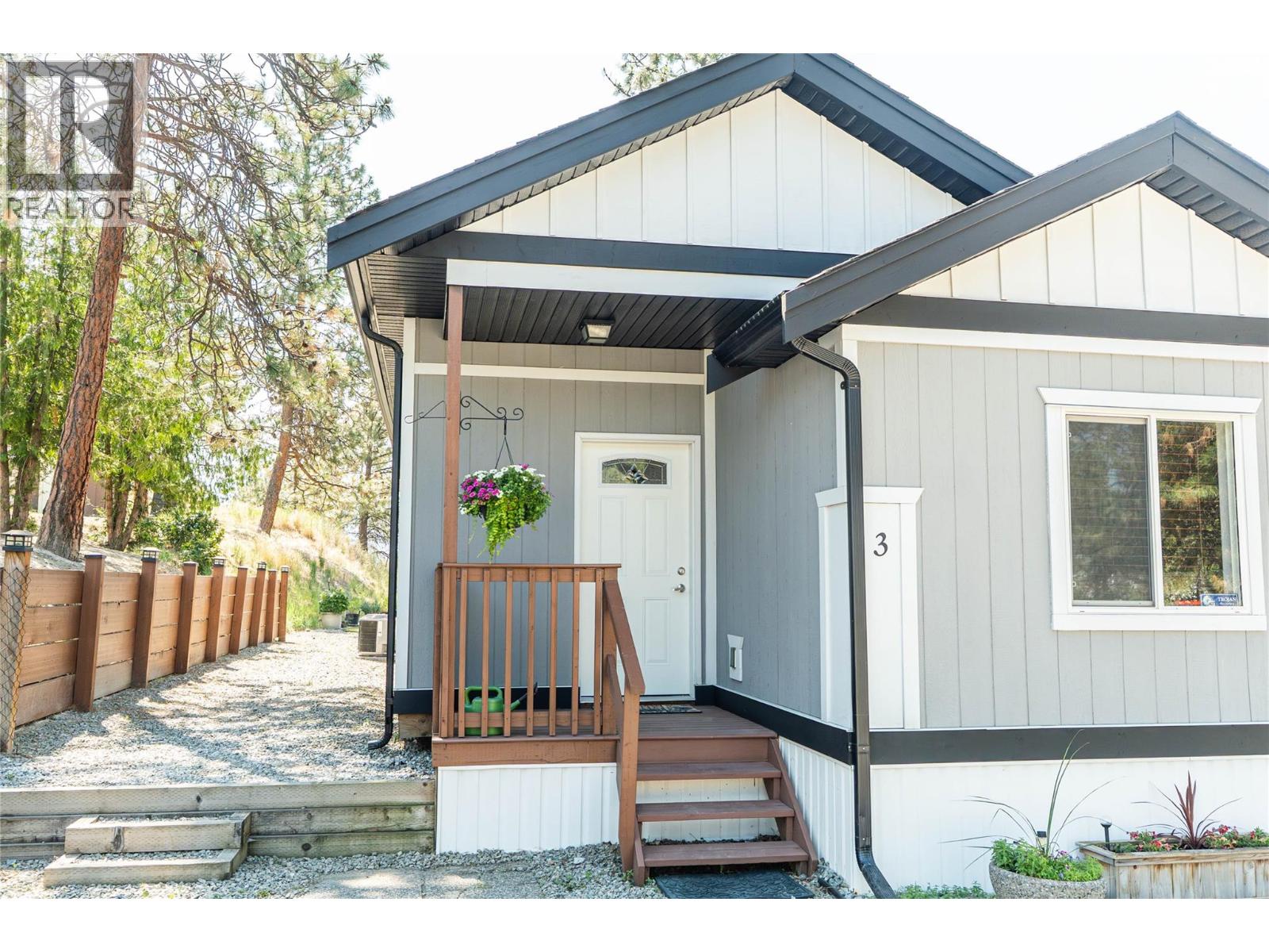 #3-1860 Boucherie Road, West Kelowna