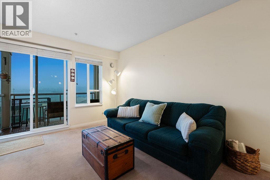 308 333 E 1ST STREET, North Vancouver