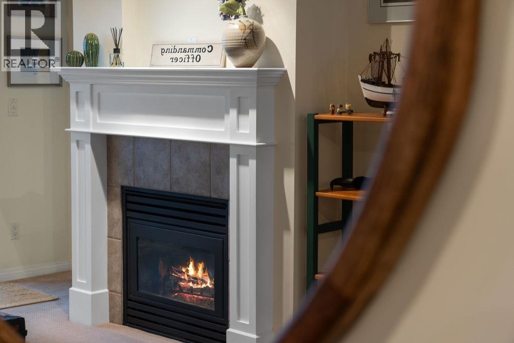 308 333 E 1ST STREET, North Vancouver