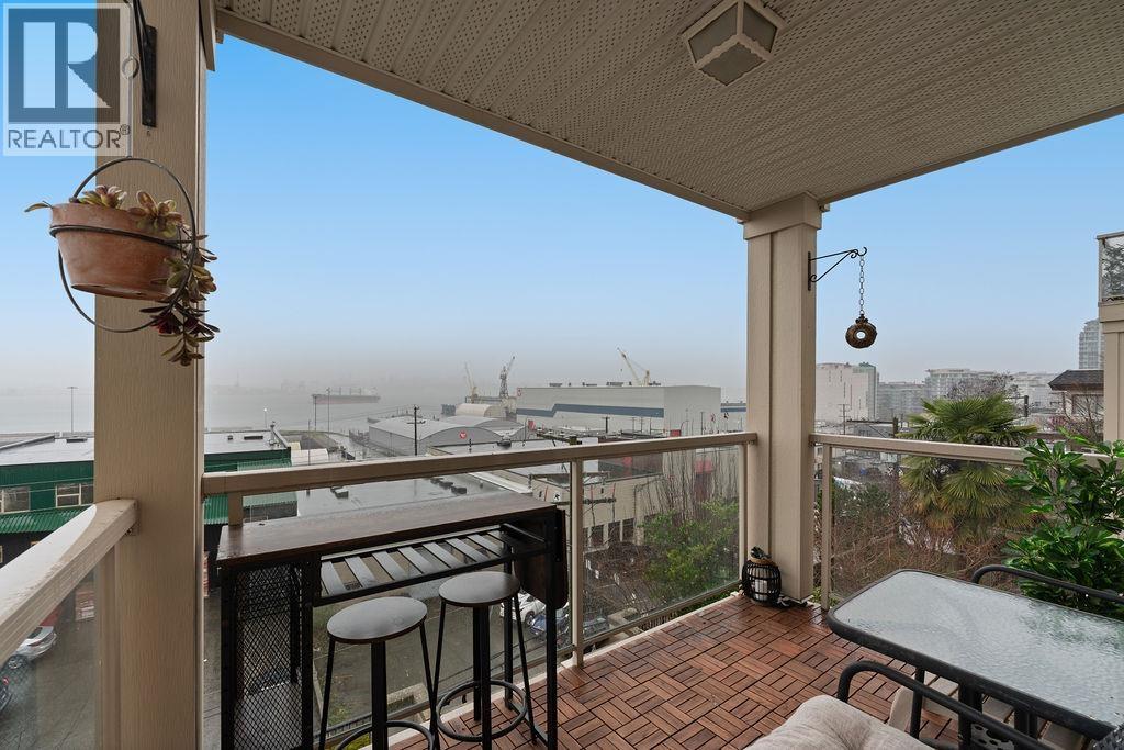 308 333 E 1ST STREET, North Vancouver