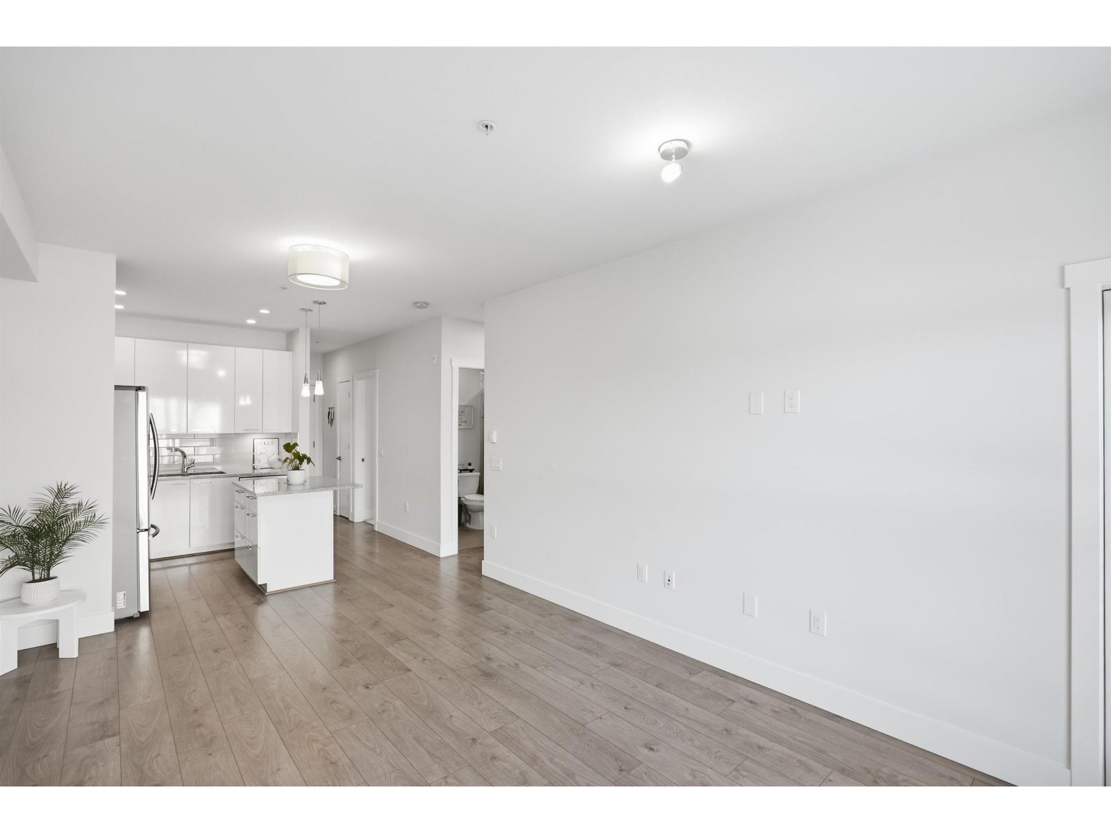 310 20175 53 AVENUE, Langley