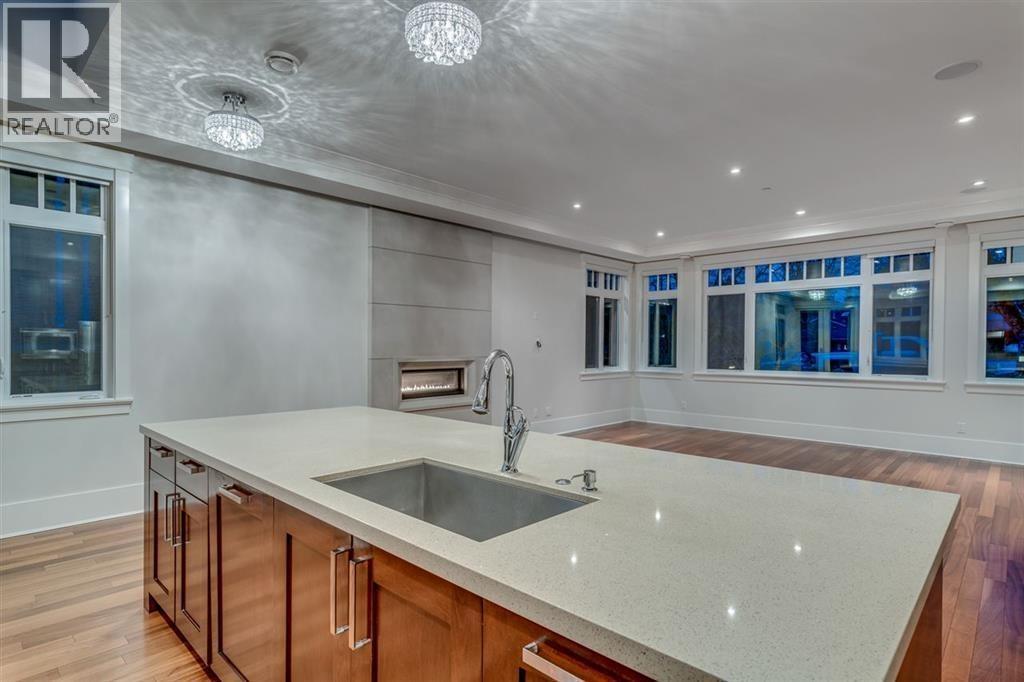 834 17TH STREET, West Vancouver