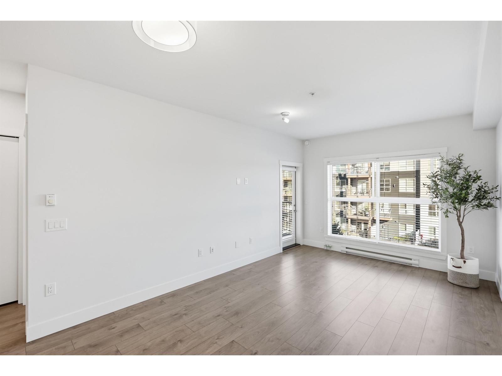 310 20175 53 AVENUE, Langley