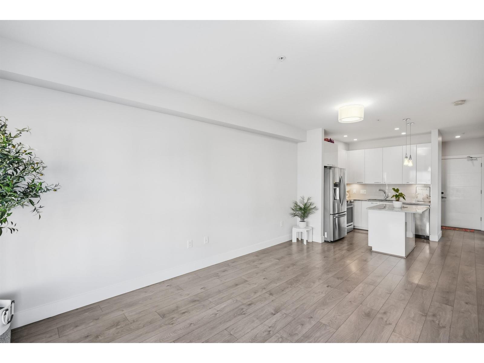 310 20175 53 AVENUE, Langley