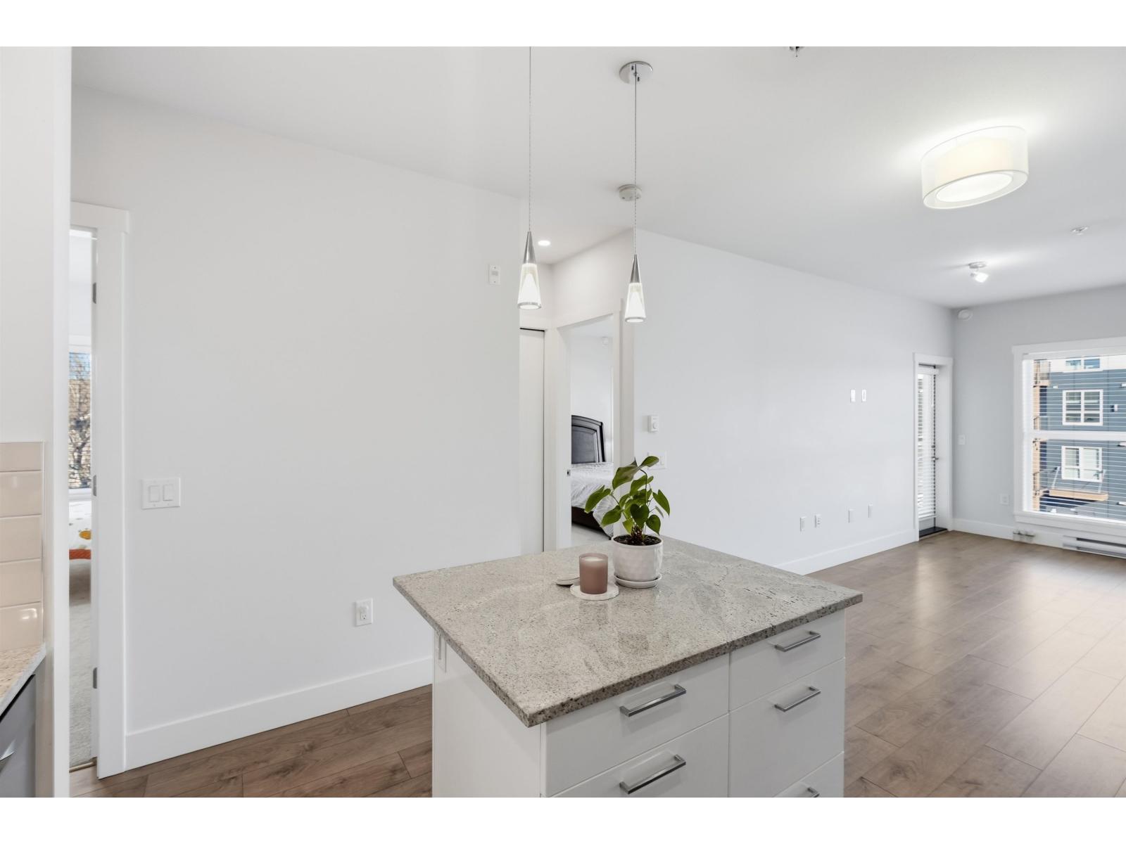 310 20175 53 AVENUE, Langley