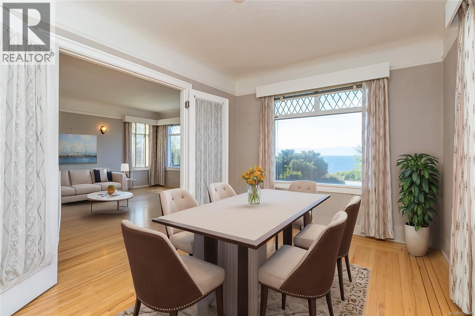 690 Dallas Rd, Victoria