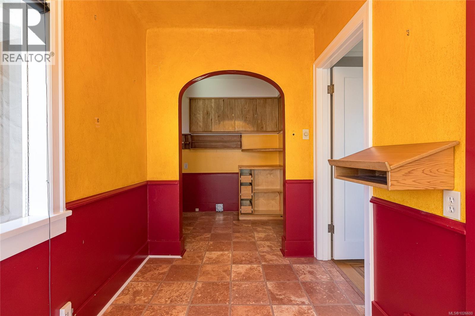 690 Dallas Rd, Victoria