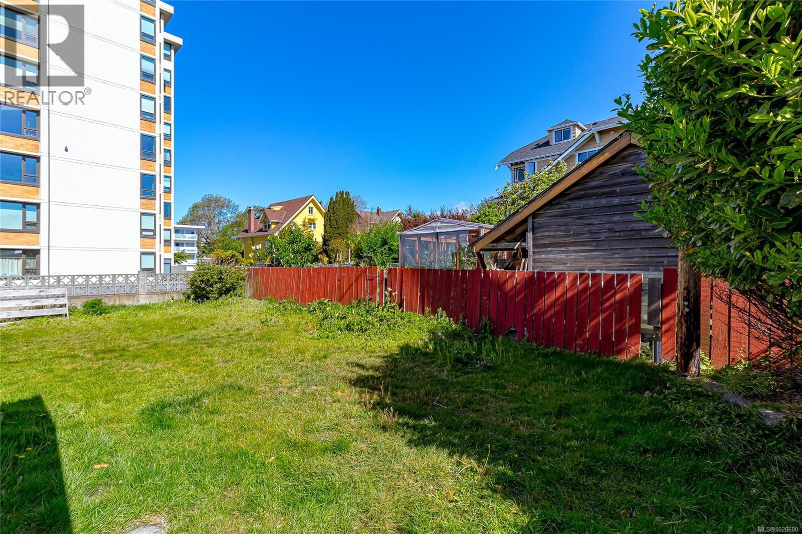 690 Dallas Rd, Victoria