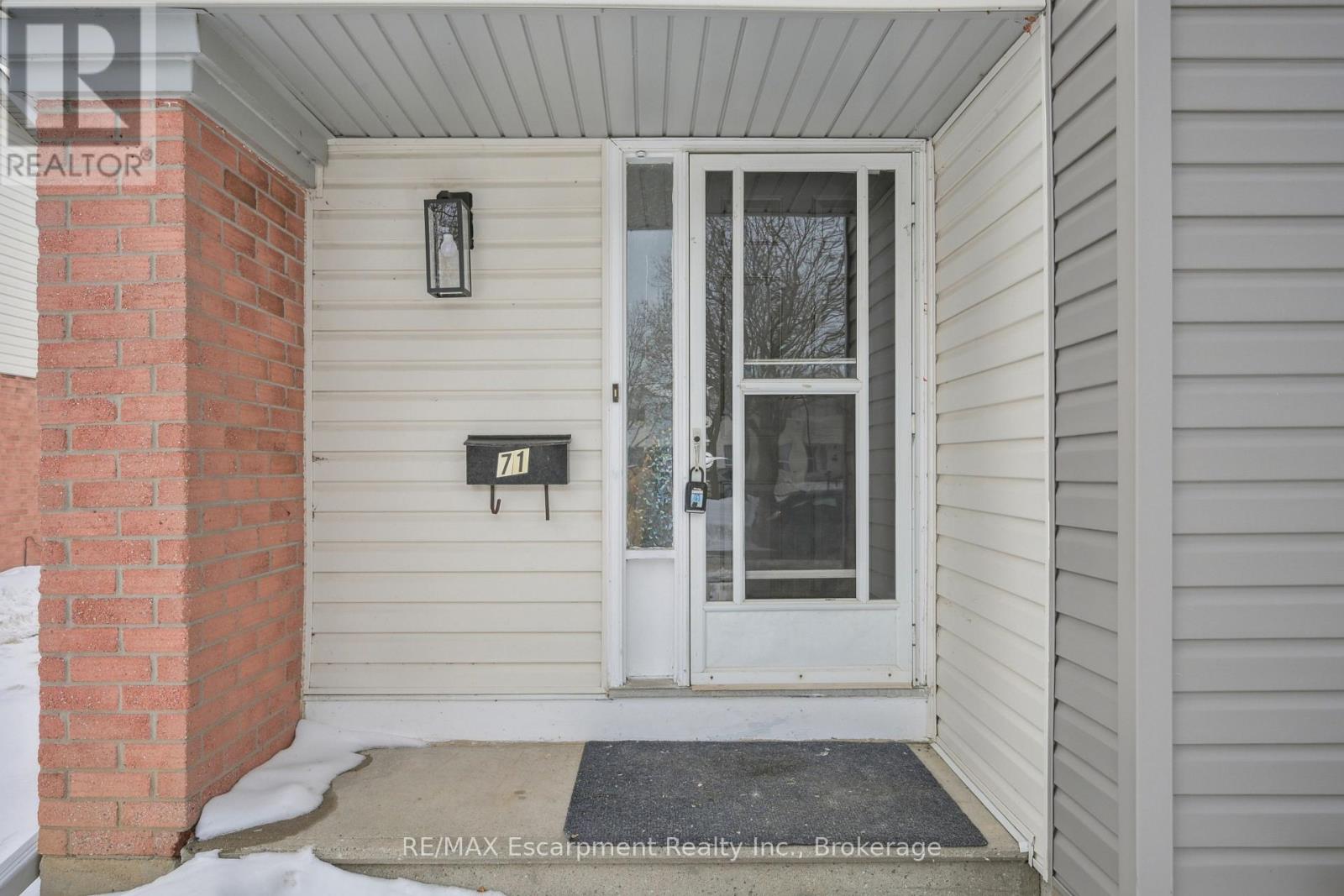 71 - 40 IMPERIAL ROAD N - Photo 3 of 50, Guelph (Willow West/Sugarbush/West Acres), Ontario
