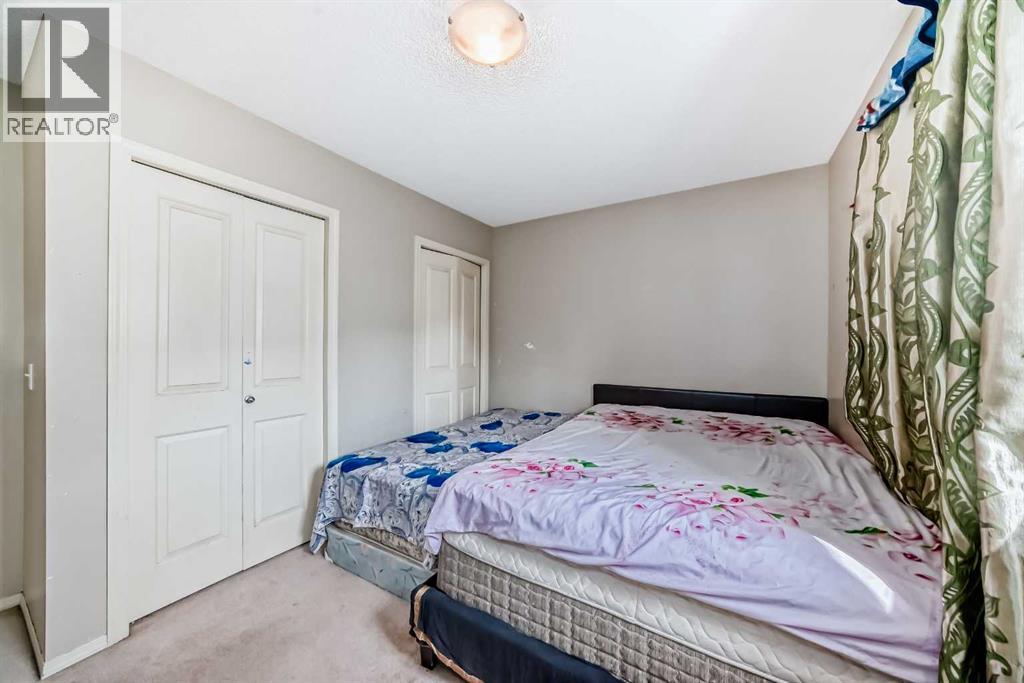 Single Family House for Sale in  Saddlebrook Point NE Saddle Ridge Calgary 