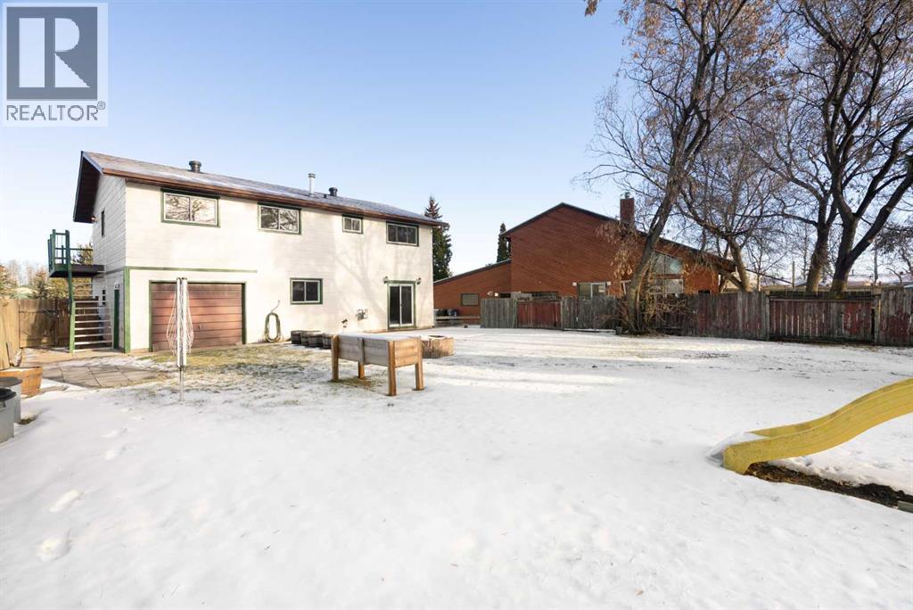 156 Cowley Bay, Fort McMurray