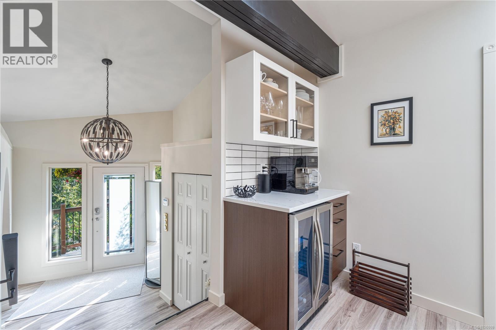 3132 Robin Hood Dr, Nanaimo