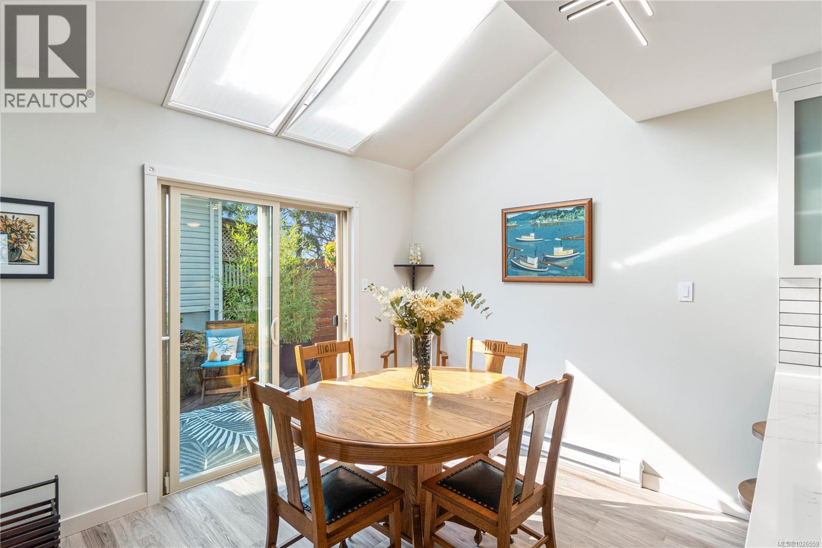 3132 Robin Hood Dr, Nanaimo