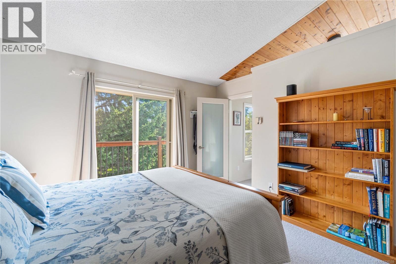 3132 Robin Hood Dr, Nanaimo