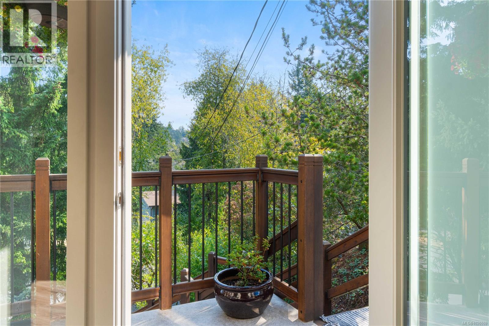 3132 Robin Hood Dr, Nanaimo