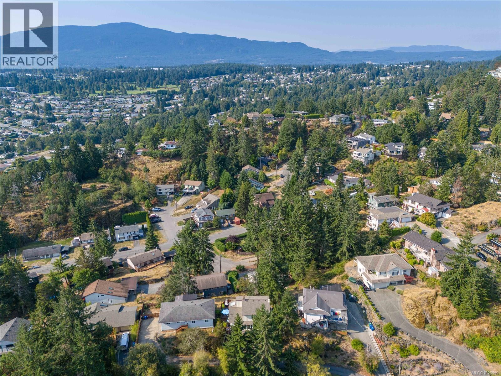 3132 Robin Hood Dr, Nanaimo