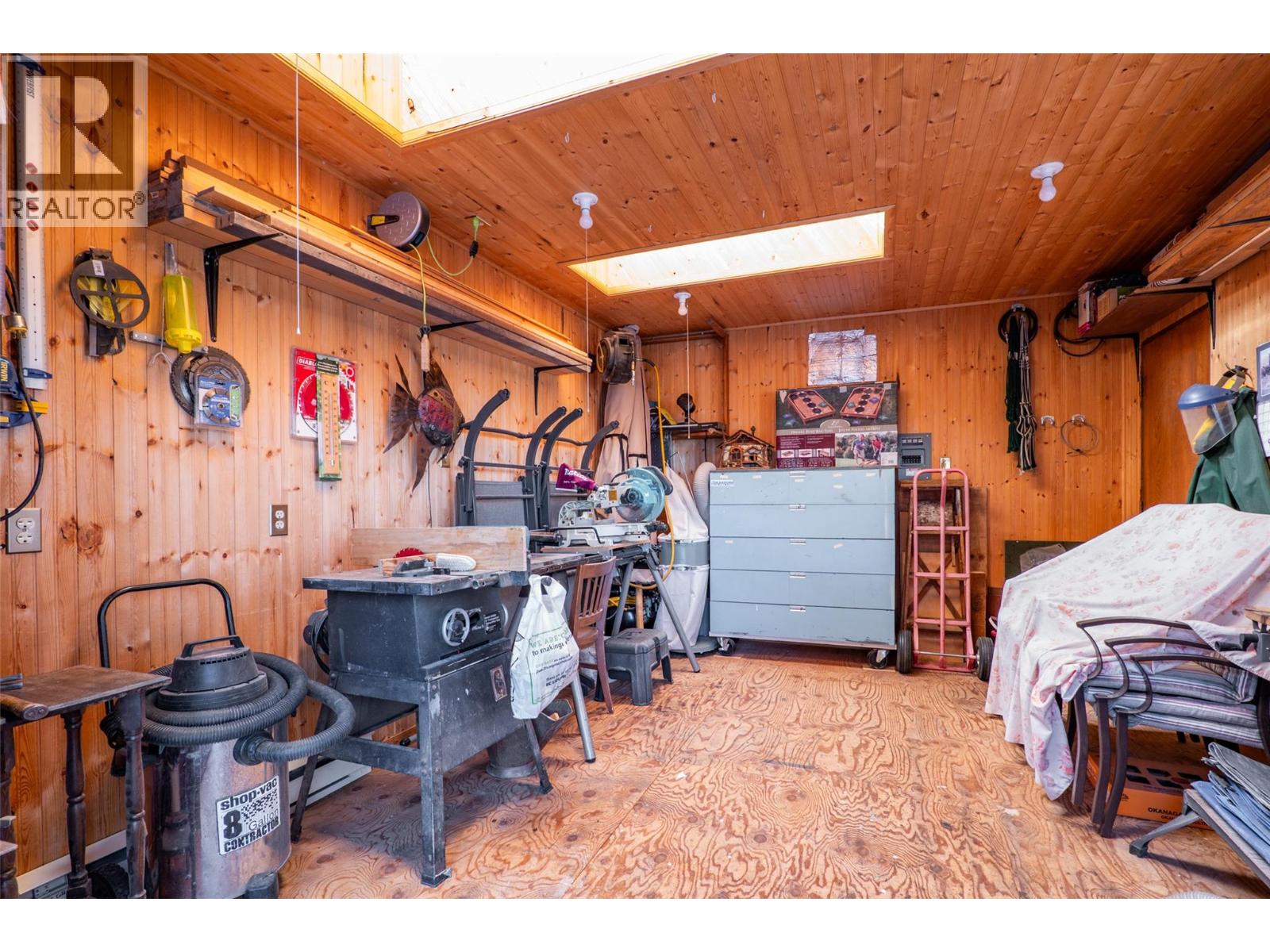 235 ROBSON Drive, Kamloops