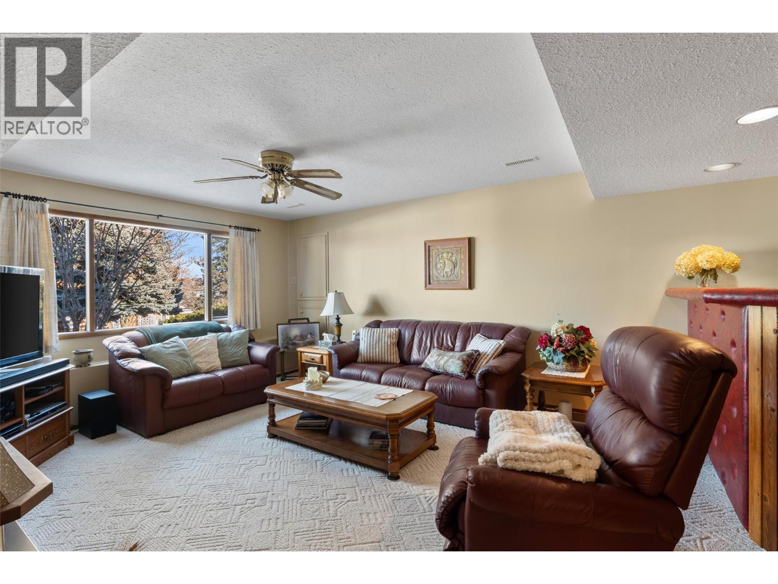 235 ROBSON Drive, Kamloops