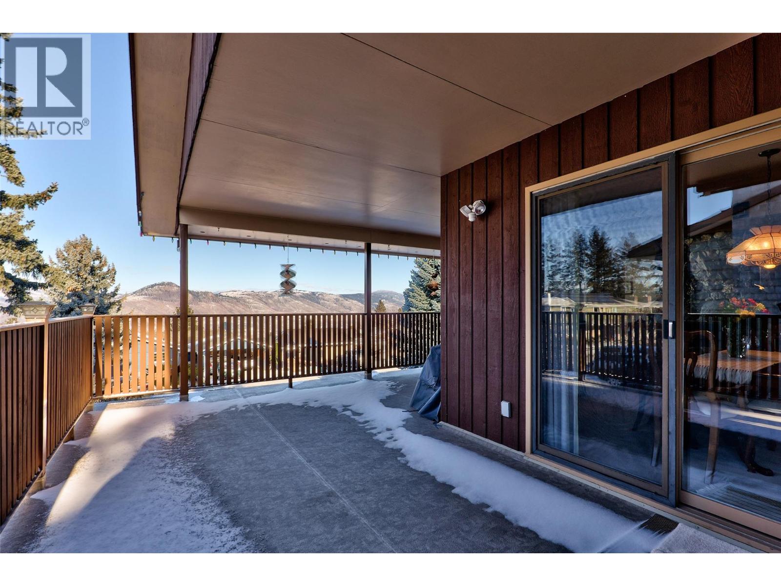 235 ROBSON Drive, Kamloops