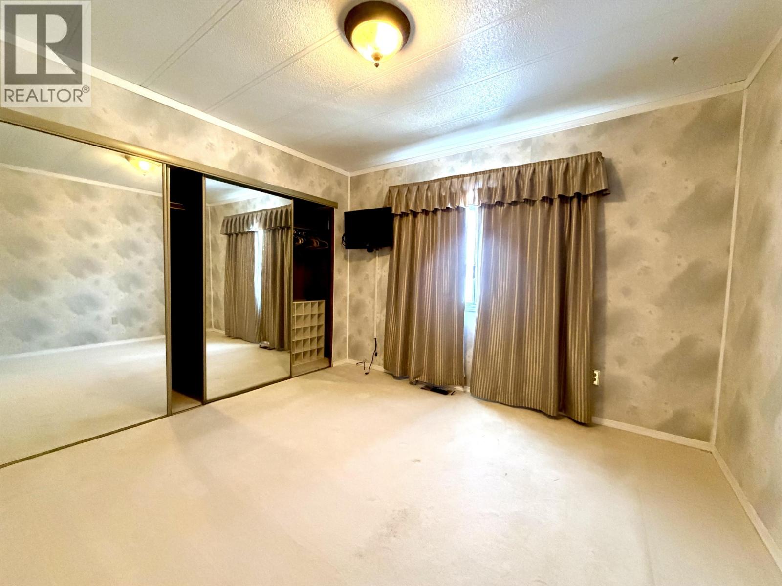 18 4619 QUEENSWAY DRIVE, Terrace