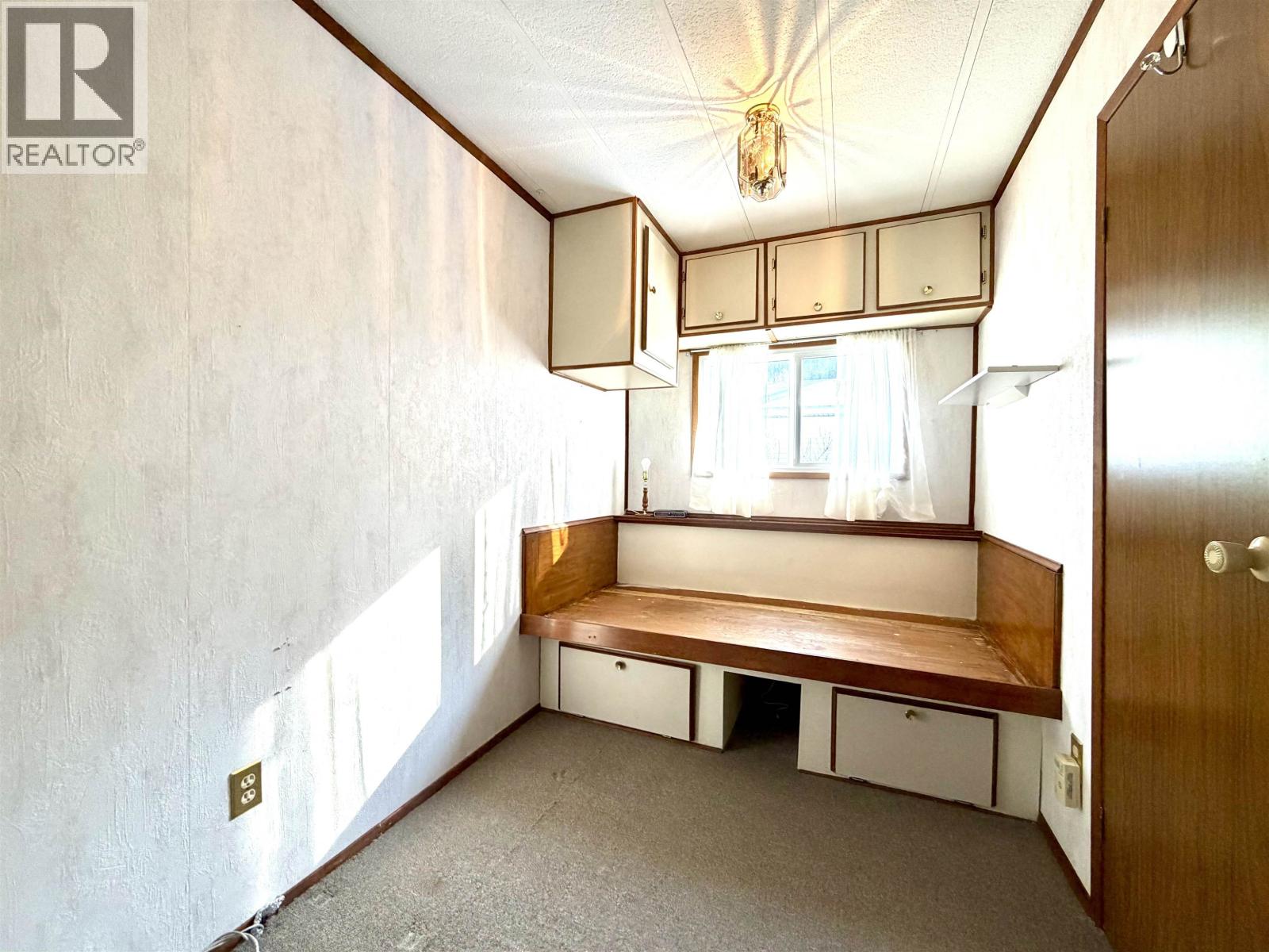 18 4619 QUEENSWAY DRIVE, Terrace