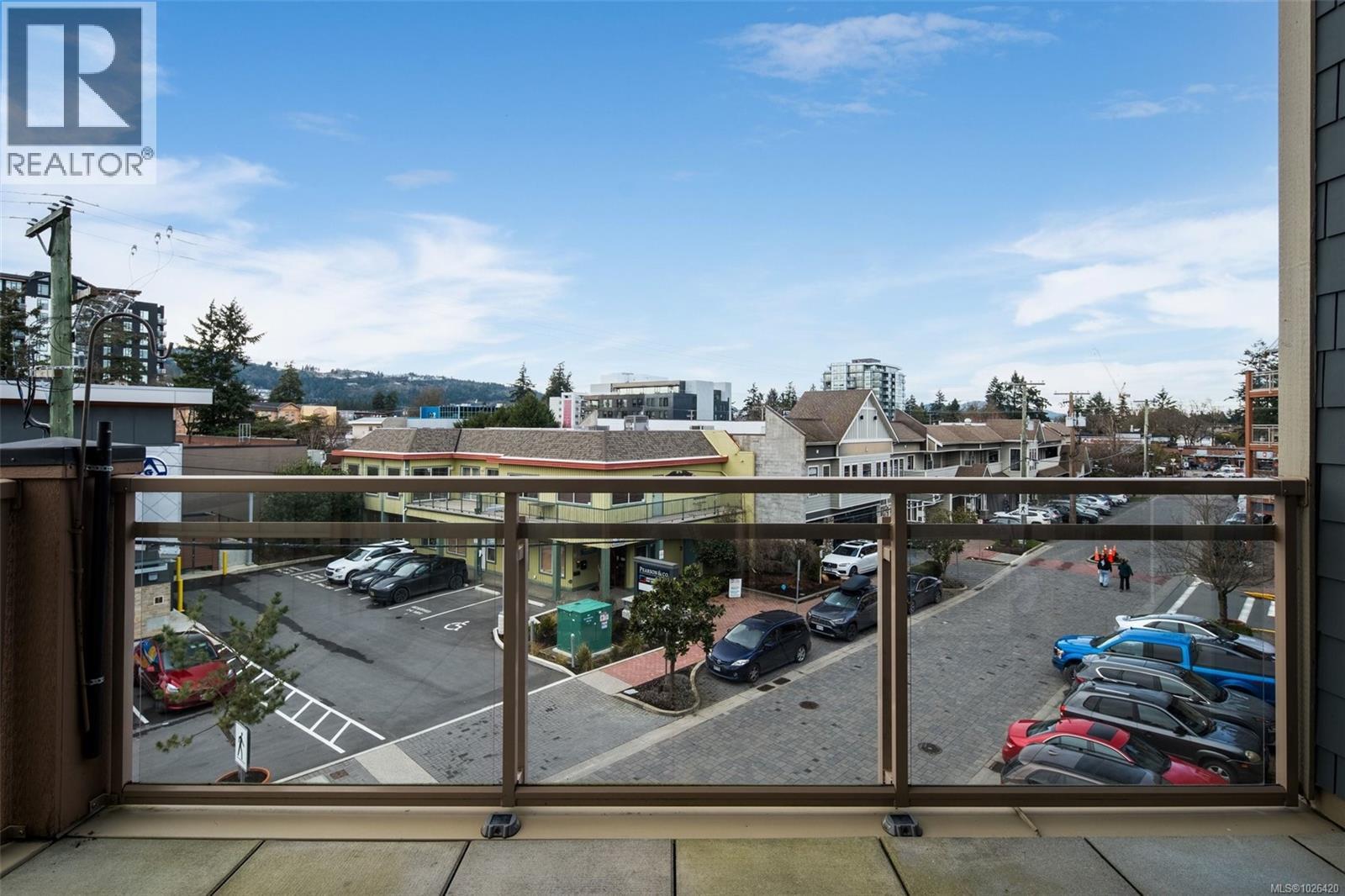 #308 751 Goldstream Ave - 22