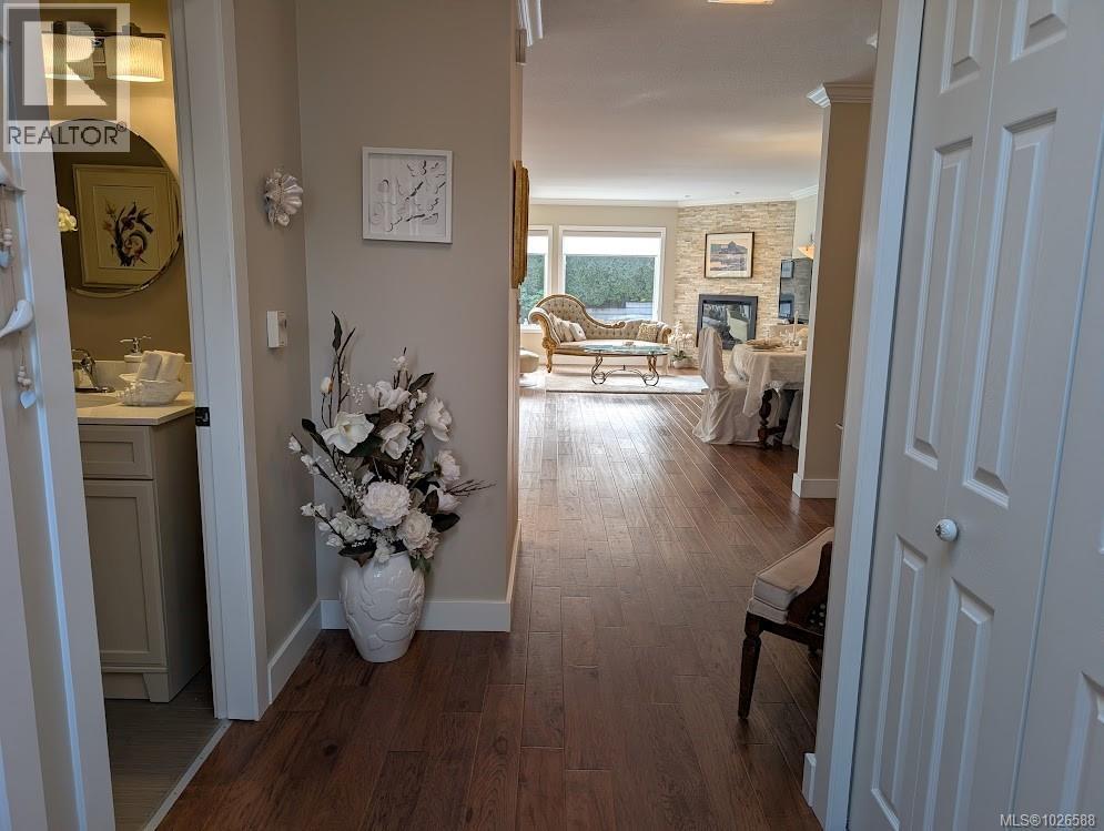 1307 Oceanside Dr - 4