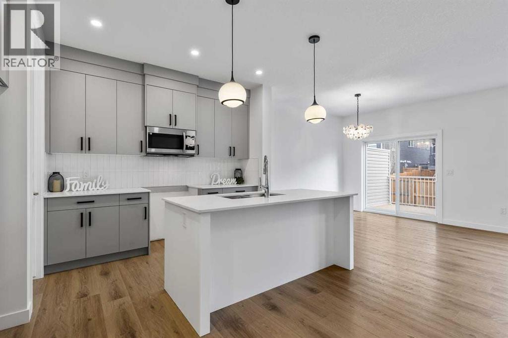 90 Heritage Circle, Cochrane