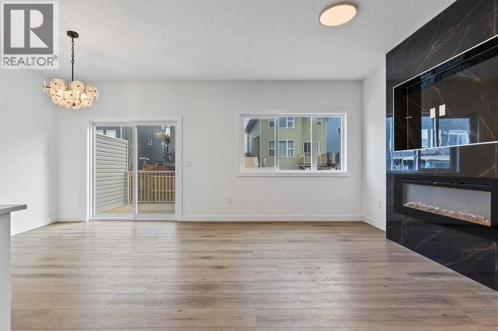 90 Heritage Circle, Cochrane