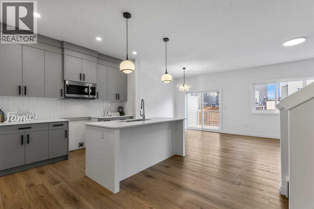 90 Heritage Circle, Cochrane