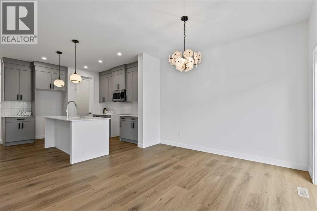 90 Heritage Circle, Cochrane