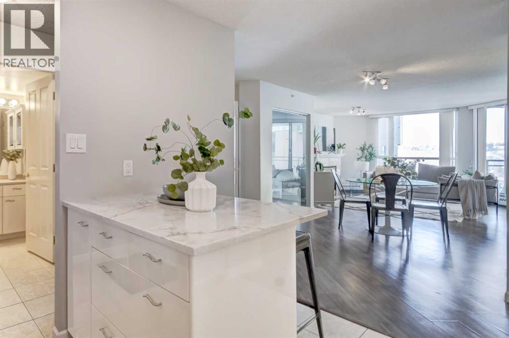 Single Family House for Sale in    Avenue SW Eau Claire Calgary 