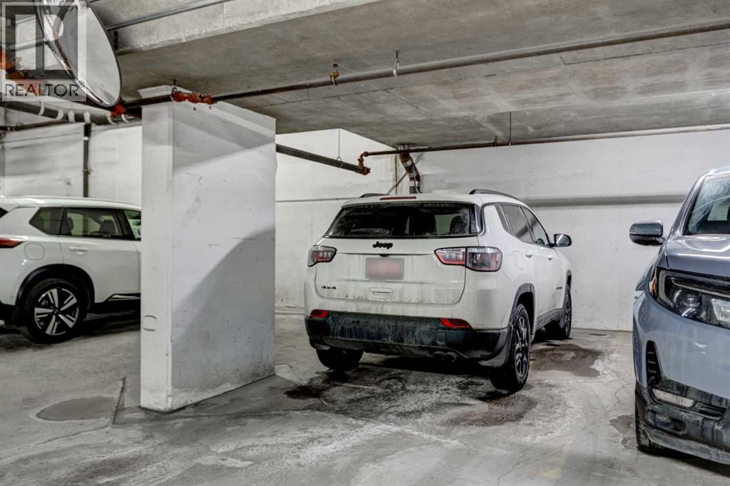 Single Family House for Sale in    Avenue SW Eau Claire Calgary 