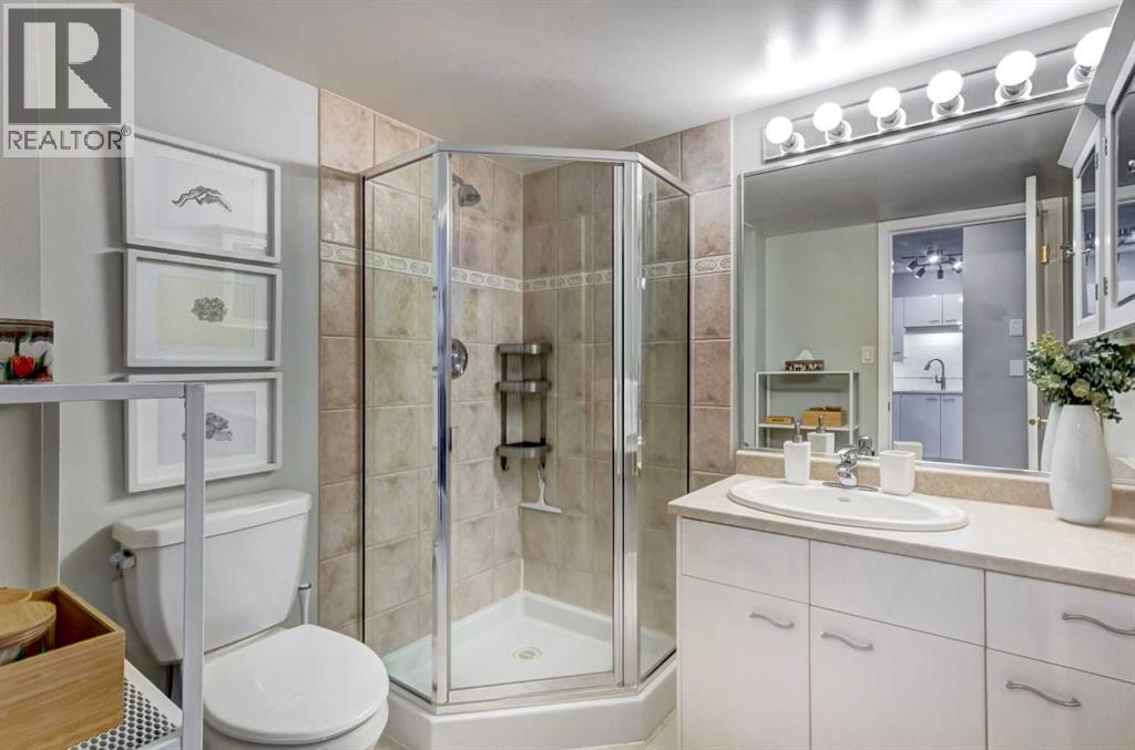 Single Family House for Sale in    Avenue SW Eau Claire Calgary 