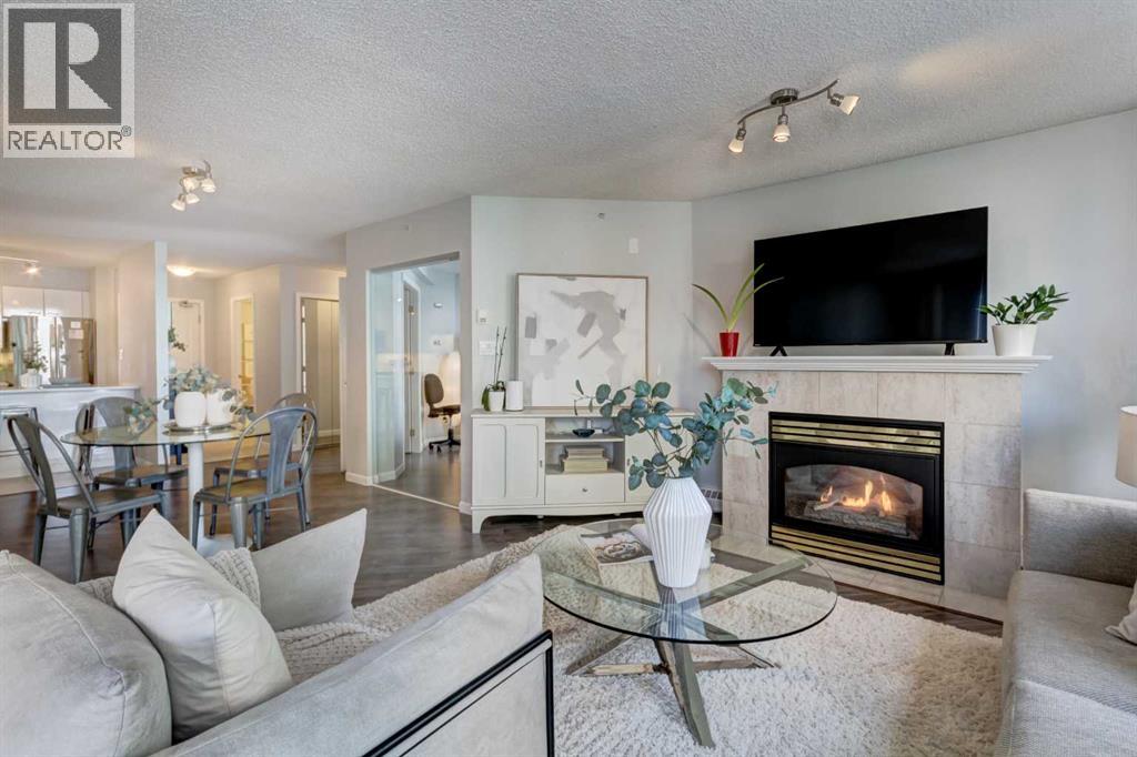 Single Family House for Sale in    Avenue SW Eau Claire Calgary 