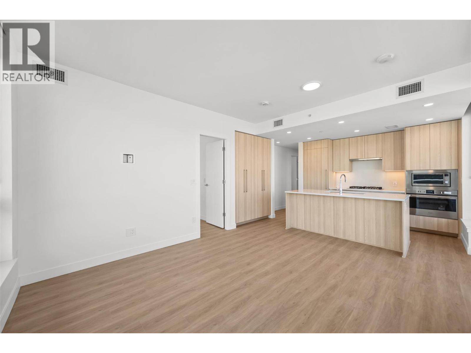 238 Leon Avenue Unit# 702, Kelowna