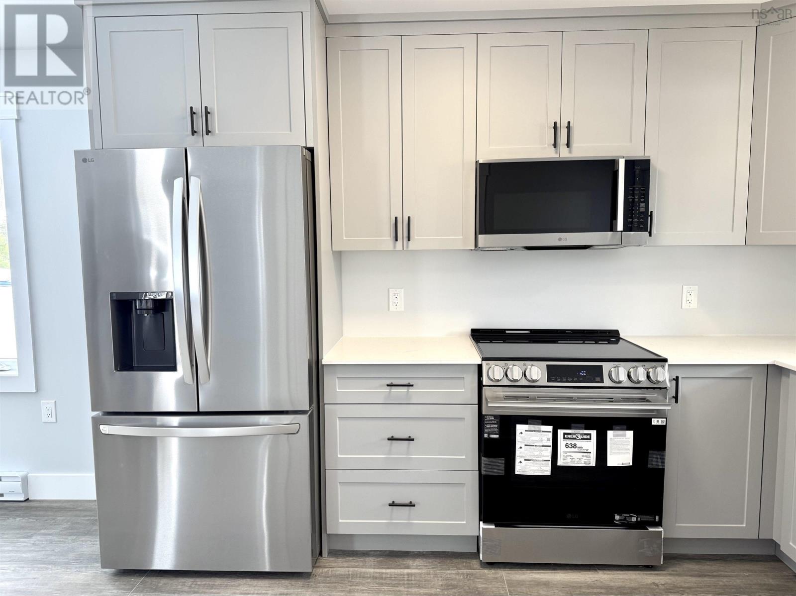 Property 48 of 49 of 41 Amelia Ave Avenue