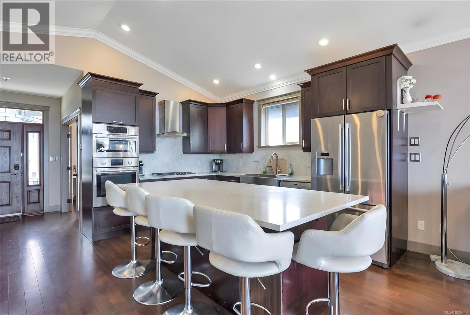 5364 Laguna Way, Nanaimo