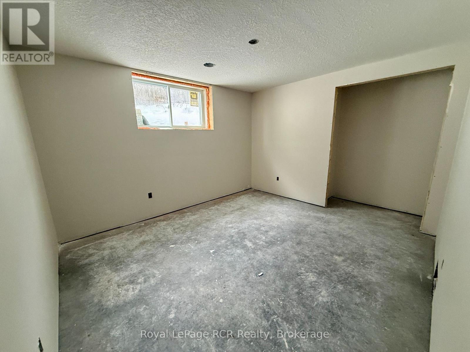 Basement bedroom 4