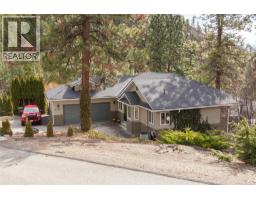  2170 Golf Course Drive, West Kelowna