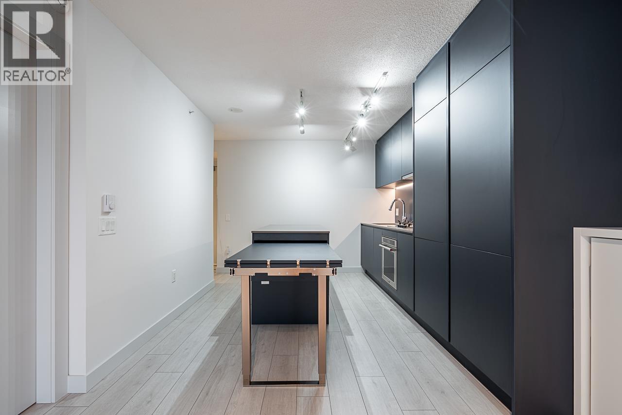 1106 988 QUAYSIDE DRIVE, New Westminster