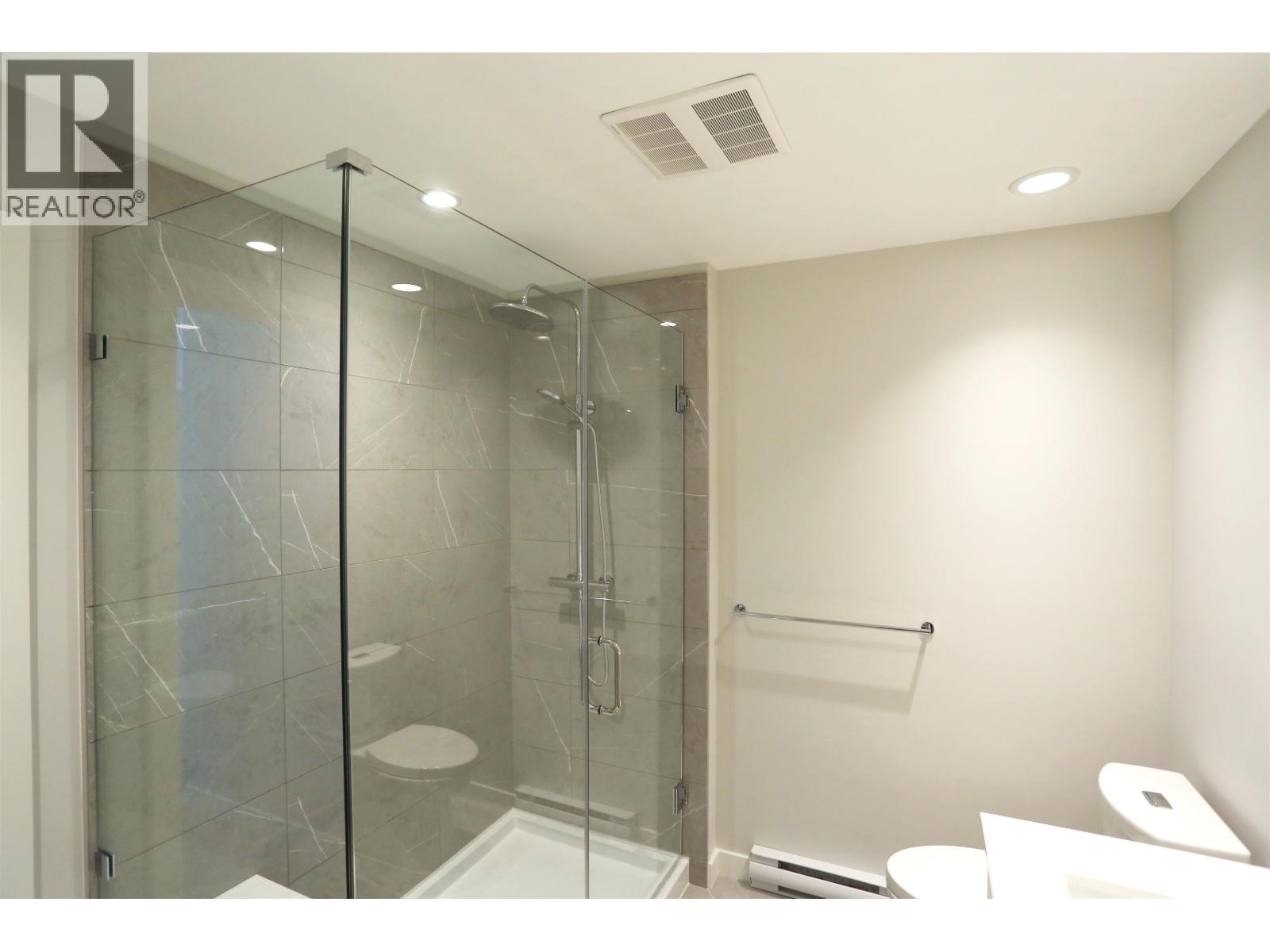 219 615 COTTONWOOD, Coquitlam