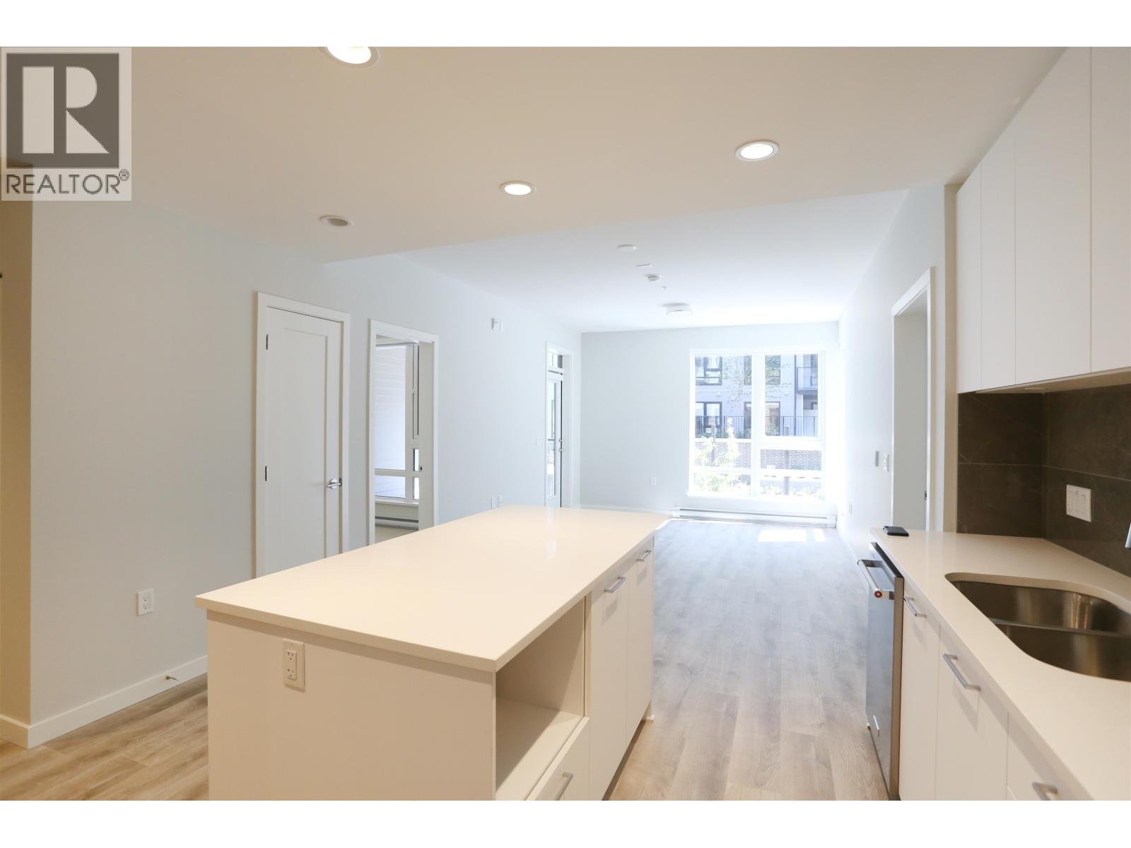 219 615 COTTONWOOD, Coquitlam